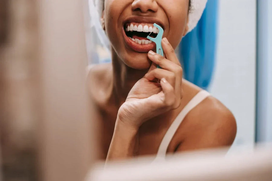 Cum să folosești ața dentară: un ghid complet pentru dinți sănătoși