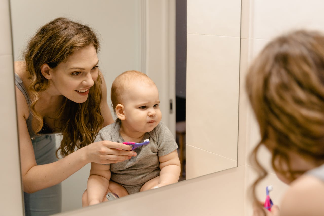 Când ar trebui să meargă un copil la dentist?